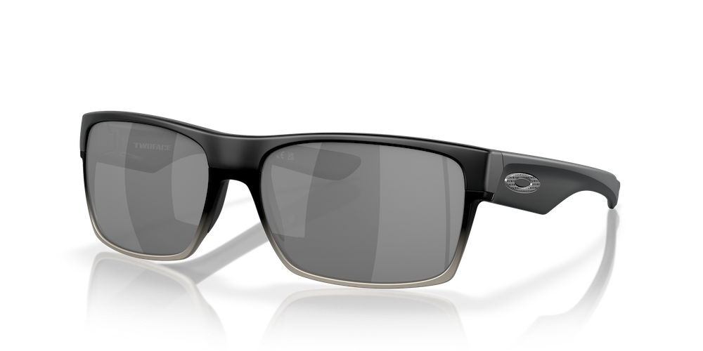 Oakley TwoFace Matte Black /w Chrome Iridium Lenses